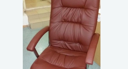 Обтяжка офисного кресла. Красный Холм